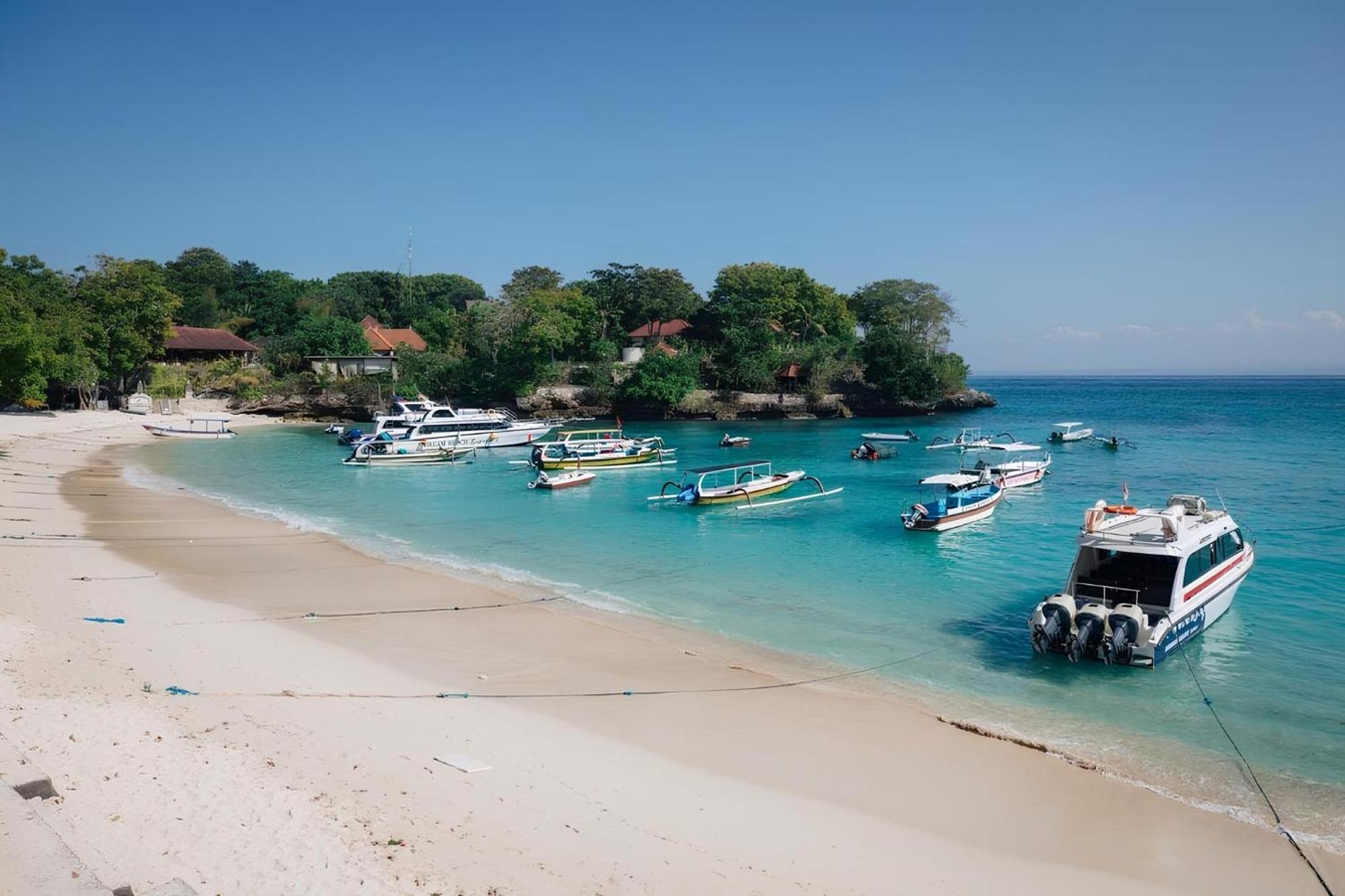 Bale Gede Nusa Lembongan Esterno foto